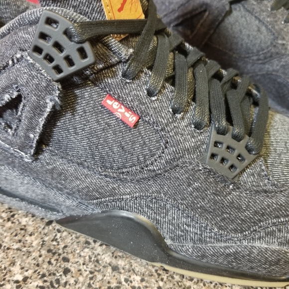 NIKE AIR JORDAN 4 IV RETRO LEVI'S STRAUSS A02571-001 BLACK DENIM SNEAKER SIZE 12 - Picture 4 of 7